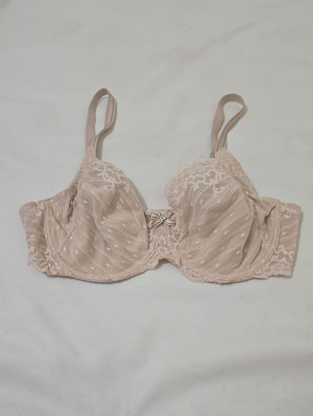 Chantelle Lace Balconette Bra in Nude Blush